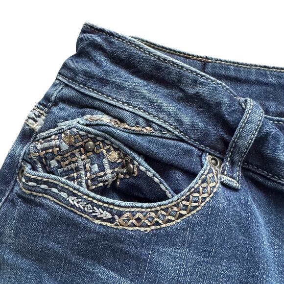Maurices Jeans Womens Size 5/6 Long 6L Blue Embroidered pockets bootcut silver - Picture 3 of 16